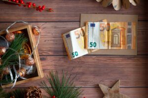 Why mid term rentals are more profitable than short term holiday rentals