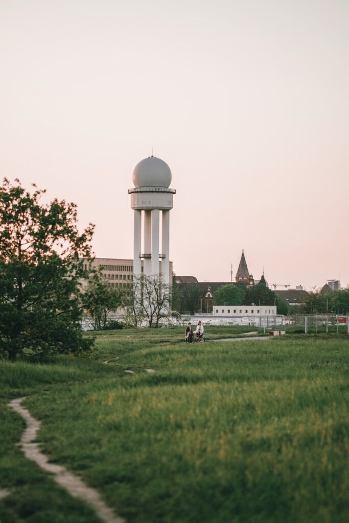 Serene park setting in Tempelholfer Feld, located in the Tempelfof-Schöneberg neighborhoods showcasing the green spaces that make it a family-friendly place to live in Berlin.